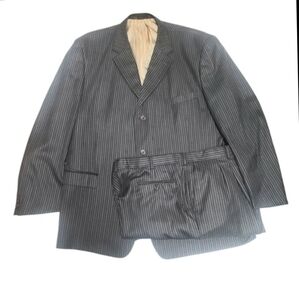 Gianni Balucci Classic Tailored Suit